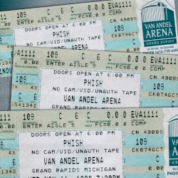 1998-11-11: Van Andel Arena, Grand Rapids, MI, USA